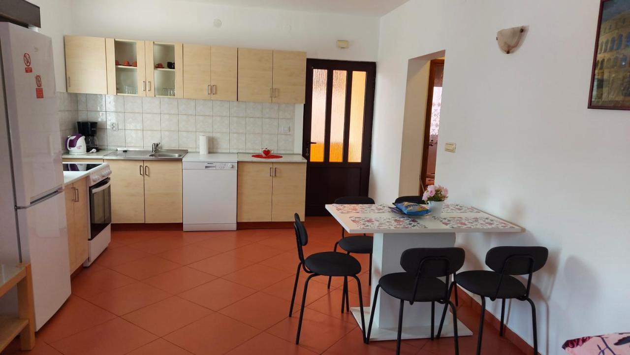 Apartament Apartman Porat Pula Zewnętrze zdjęcie